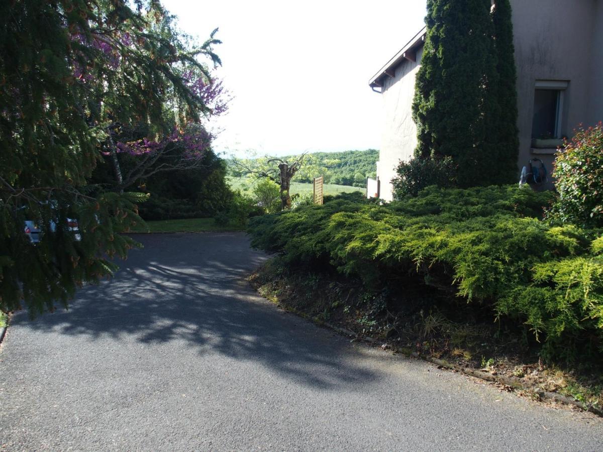 Apartamento Au Bouillat D Anty Châtel-Guyon Exterior foto