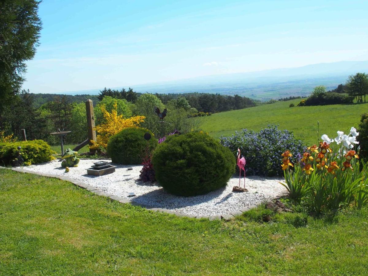 Apartamento Au Bouillat D Anty Châtel-Guyon Exterior foto
